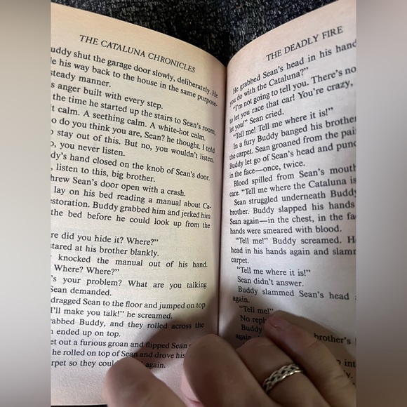 R.L. Stine Fear Street Book - Picture 3 of 3